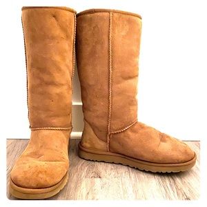 Classic Tall UGG Boot - Like New